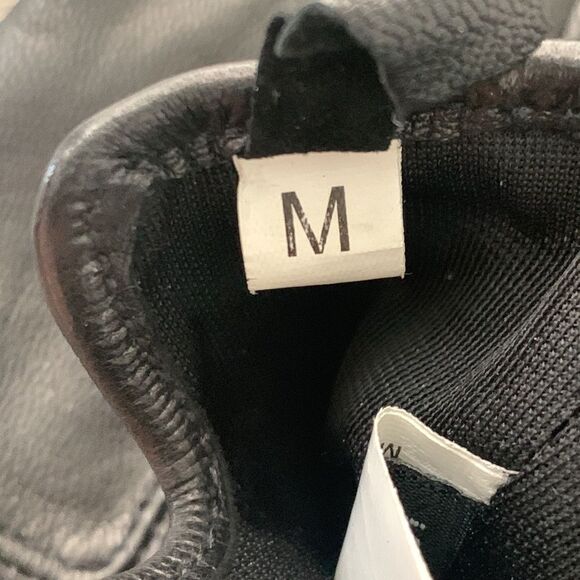 Carolina Amato Black Leather Gloves – Size M - Picture 6 of 9